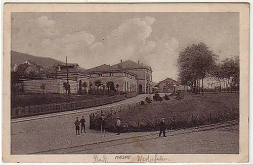 03295 FeldpostAk Haspe spielende Kinder am Bahnhof 1916