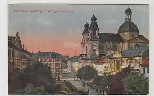 03255 Ak Mannheim Schillerplatz mit Jesuitenkirche 1918