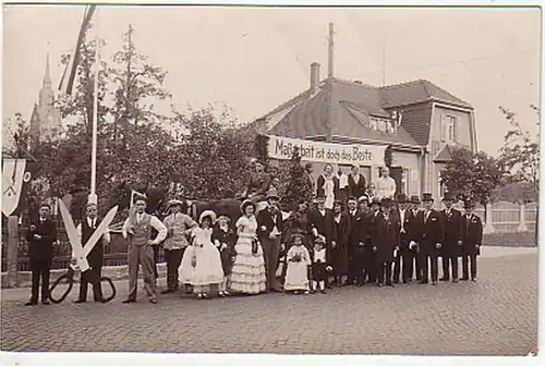 03071 Ak Festumzug in Burgstädt ? um 1940