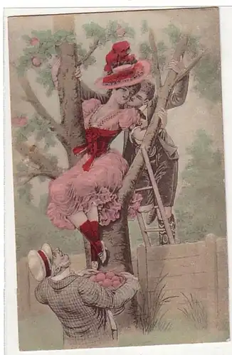02718 Ak érotique humour jeune femme sur l'arbre vers 1920