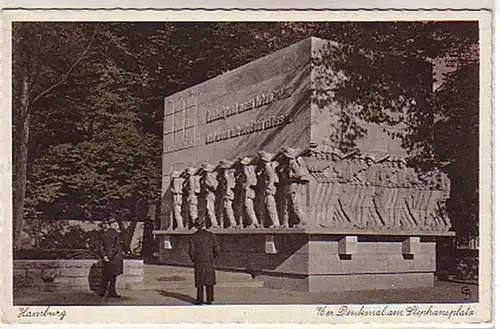 02499 Ak Hambourg 76 Monument à la place Stephans en 1940
