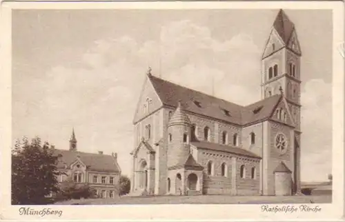 02255 Ak Münchberg katholische Kirche um 1930