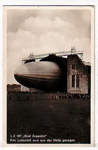 02052 Ak LZ 127 "Graf Zeppelin" dans le hall 1932