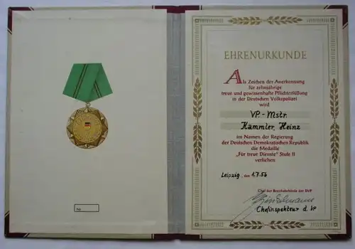 DDR Urkunden Nachlass 3 Urkunden Medaille f. treue Dienste Volkspolizei (101075)