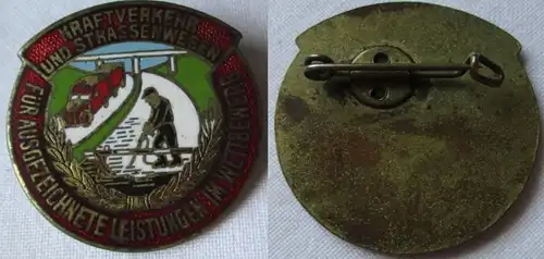 DDR Medaille für ausgezeichnete Leistungen im Wettbewerb Kraftverkehr & (121821)