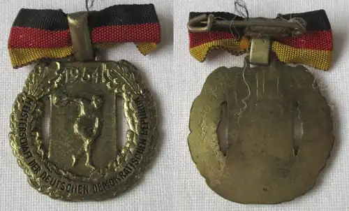 DDR Sport Abzeichen Meisternadel DDR Meister 1954 (152634)