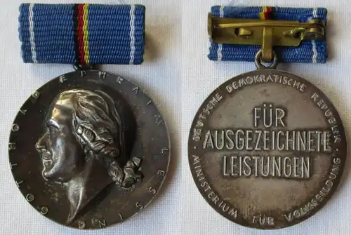 DDR insigne Lessing-Medaille 1972-1974 Bartel III Nr. 787f (105433)