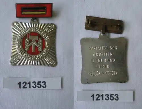 DDR insigne Ordre Communauté du travail socialiste Titre honorifique (121353)