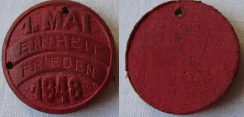 sehr frühes DDR Holz Abzeichen Medaille 1. Mai 1948 Einheit Frieden (121005)