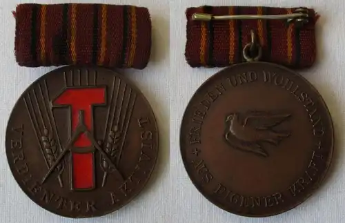 DDR insigne Ordre militant mérité 1951 Bartel 54 b (104583)