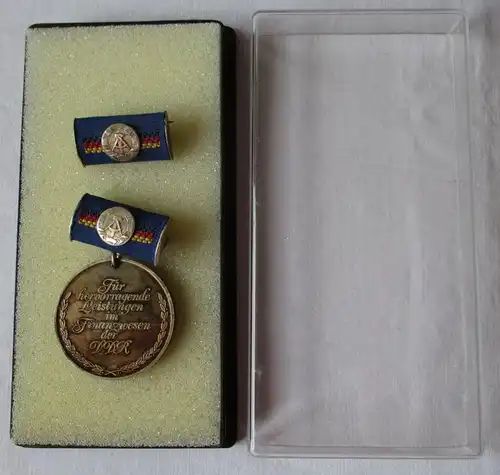 médaille DDR pour l'excellence financière Bartel 292 a (153643)
