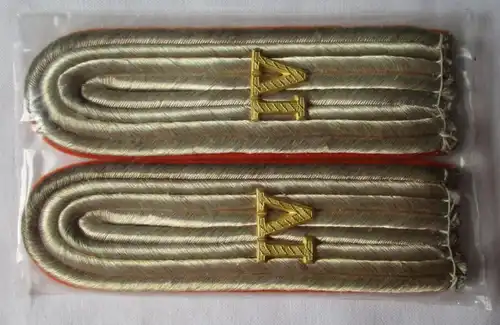 Rares paires d'épaules Lieutenant Service militaire de remplacement 2e guerre mondiale (123681)