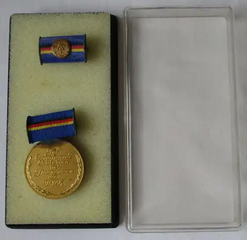 DDR Medaille für hervorragende Leistungen im Finanzwesen Bartel 291 c (116235)