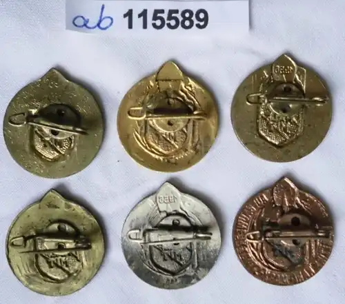6 insignes rares RDA Construction nationale Karl Marx Ville (115589)