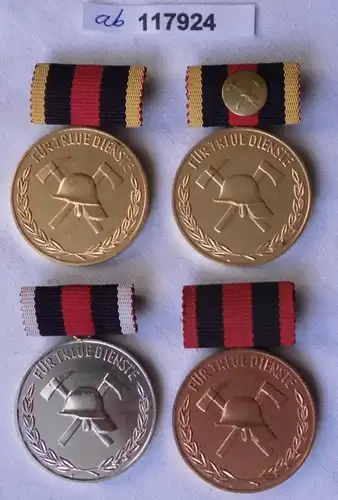 4 x médaille DDR pour les services de pompiers volontaires (117924)