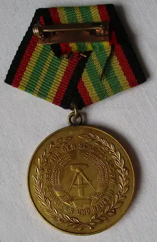 DDR médaille de services fidèles dans l'Armée Nat Volkskare NVA 20 ans XX MODÈLE (117939)