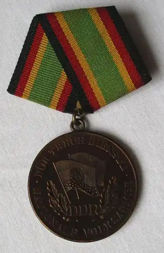 DDR Medaille treue Dienste in d. Nationale Volksarmee NVA Bronze MUSTER (112297)