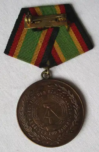 DDR Medaille treue Dienste in d. Nationale Volksarmee NVA Bronze MUSTER (112297)