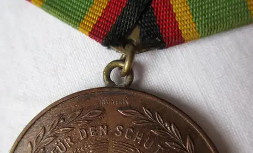 DDR Medaille treue Dienste in d. Nationale Volksarmee NVA Bronze MUSTER (112297)