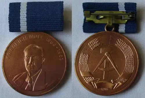 seltener DDR Orden Friedrich Wolf Medaille im Etui Bartel 315 (127383)