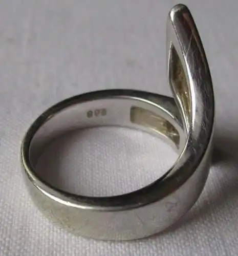 eleganter 8 Karat Weißgold Ring mit Schmucksteinen (124988)