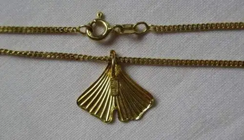 charmante Kette aus 585er Gold mit elegantem Ginkgoblatt Anhänger (126399)