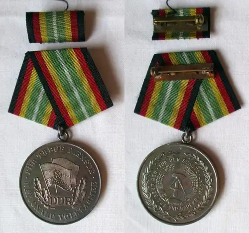 DDR NVA Medaille Für Treue Dienste Silber Stasi + Urkunde Mielke 1961 (123316)