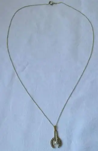 Charmant collier en or 585 avec pendentif en perles (120099)