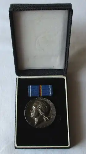 DDR insigne Lessing-Medaille 1972-1974 Bartel III Nr. 787f (117522)