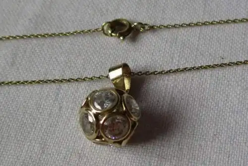 chaîne de haute qualité pour femmes en or 333 avec pendentif à billes de zircone (153143)