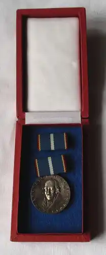 DDR rare Ordre Wilhelm Christoph Hufeland médaille d'argent en étui (12631)