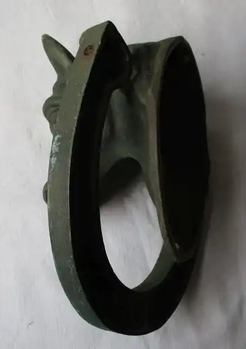 ancienne tête de cheval en laiton de porte avec fer à cheval mobile vers 1900 (130177)