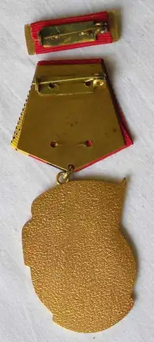 goldene Ehrennadel des NOK Nationales Olympisches Komitee der DDR (112548)