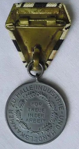 Chambre de commerce de médailles Halle a.S. pour fidèle dans le travail dans l'Etui (113854)