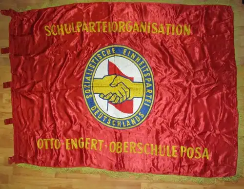 rare DDR drapeau organisation du parti scolaire Otto Engert lycée Posa (133486)