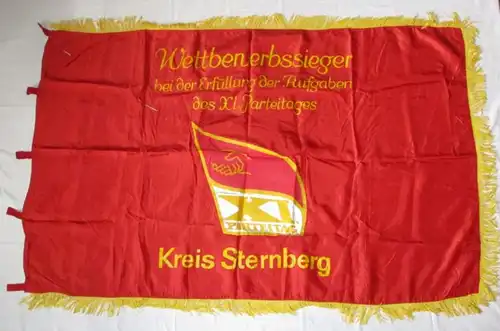seltene DDR Fahne SED Kreisleitung Rat des Kreises Sternberg (109653)