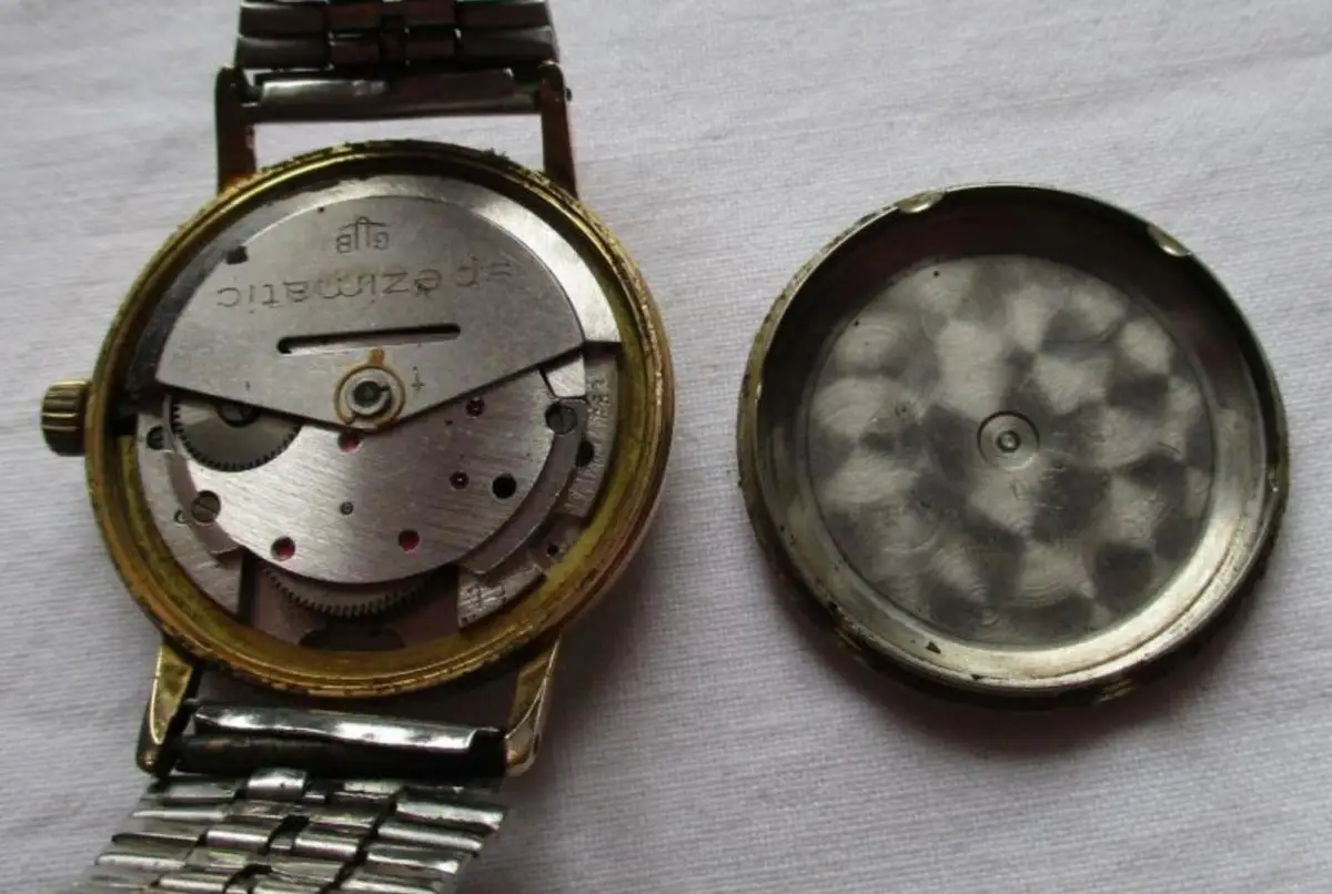 GUB Glashütte Armbanduhr Spezimatic Kaliber 75 HAU Datumsanzeige (153819) 5