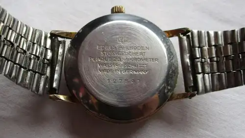 GUB Glashütte Armbanduhr Spezimatic Kaliber 75 HAU Datumsanzeige (153819)