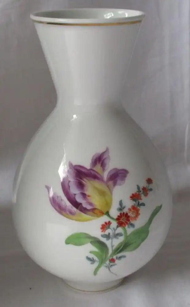 Original MEISSEN Porzellan Vase deutsche Blume Goldrand Tulpe H 20 cm (124952) 0