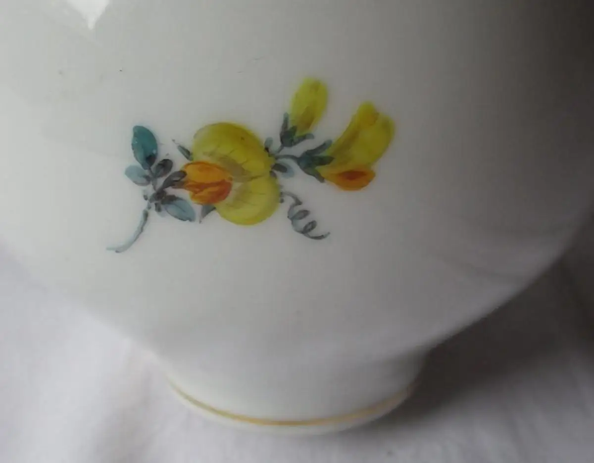 Original MEISSEN Porzellan Vase deutsche Blume Goldrand Tulpe H 20 cm (124952) 3