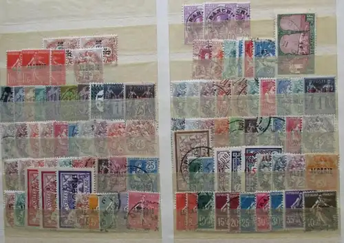 collection de timbres Afrique, etc. Des centaines de Timbres à partir de 1900 environ (134785)
