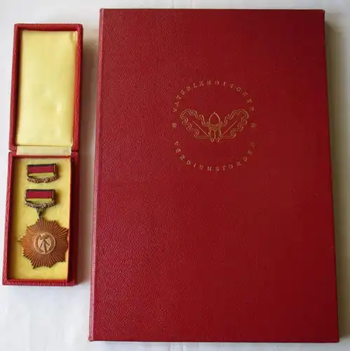 République démocratique allemande Ordre patriotique du Mérite en bronze + certificat Ulbricht 1972 (104754)