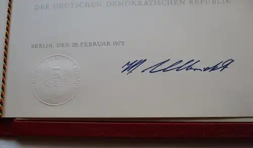 DDR Vaterländischer Verdienstorden in Bronze + Urkunde Ulbricht 1972 (104754)