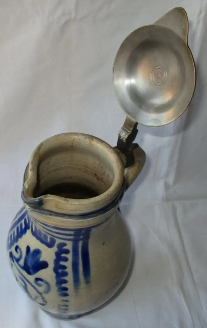alter Keramik Krug Birnkrug Blauschürzenkrug Weinkrug mit Zinndeckel (130039) 6