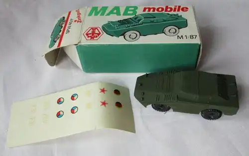 Konvolut DDR Modell Fahrzeuge VEB Berlinplast MAB mobile + 2 Soldaten (142591)