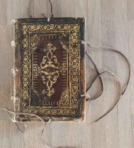 [Petrus Angelus, de Monte Ulmi]: Liber Uite : Biblia cum Tabula Alphabetica & cu[m] singulis suis locis co[n]corda[n]tibus, Sacraq[ue] illustratione catholice fidei summa cu[m] lucubratiione eme[n]data, ac nouiter i[m]pressa. 