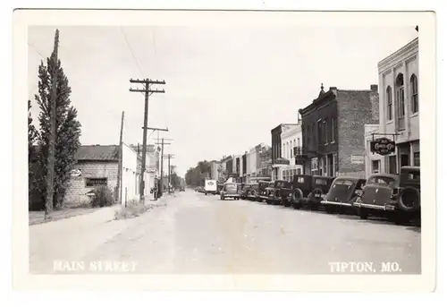 AK Missouri,Tipton, Main Street, ungel.