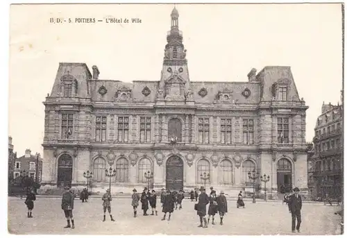 CPA Poitiers, L'Hotel de Ville, ungel.