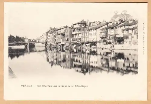 CPA Verdun, Vue generale sur le Quai de la Republique, ungel.