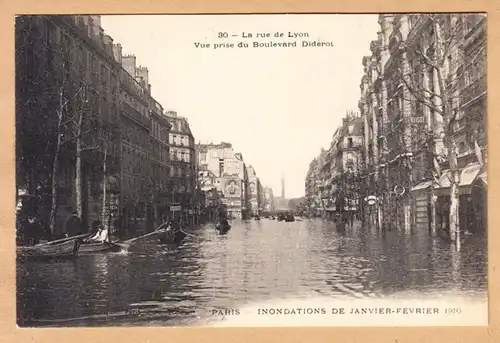 CPA Paris, Inonde, La Rue de Lyon, Vue prisse du Boulevard Diderot, ohnl.